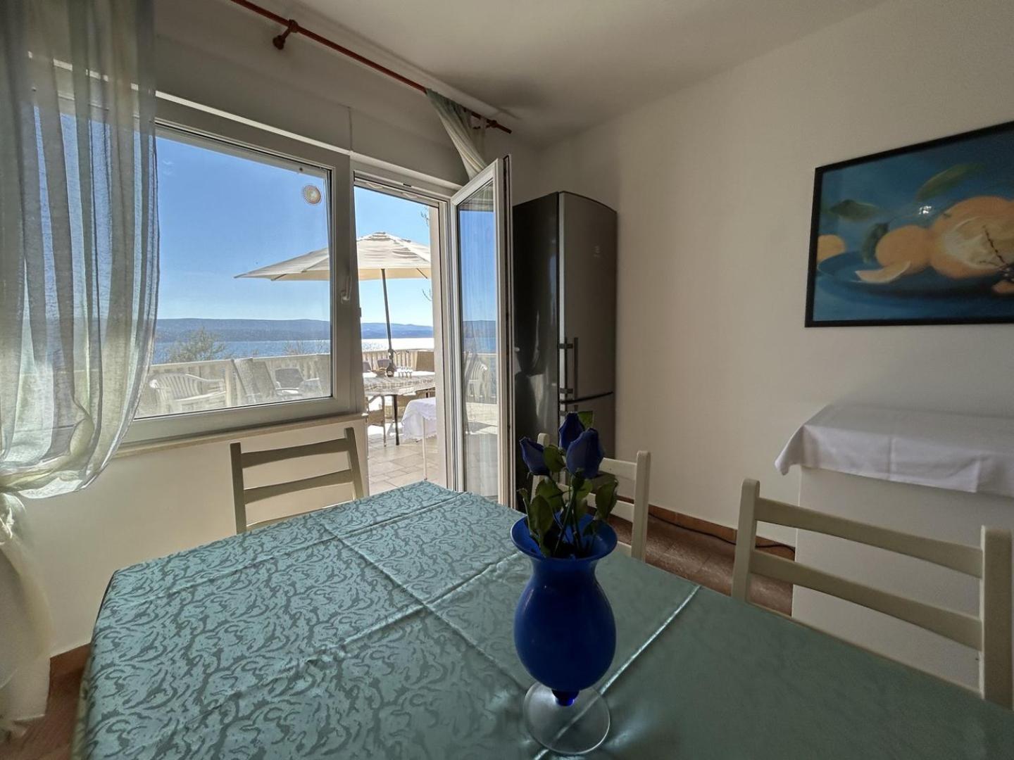 Azure Apartments By The Sea Near City אומיס מראה חיצוני תמונה